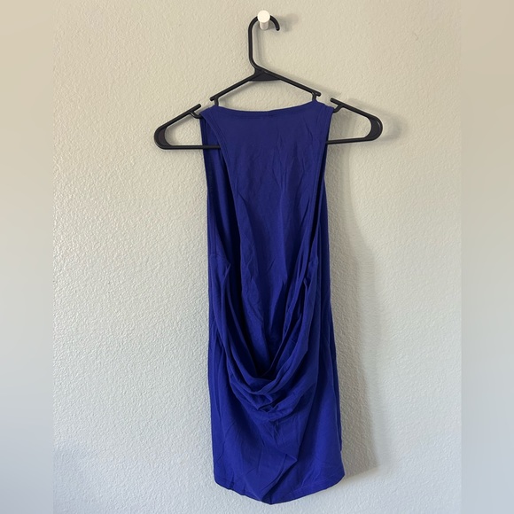 Fabletics Workout Top - Picture 2 of 5